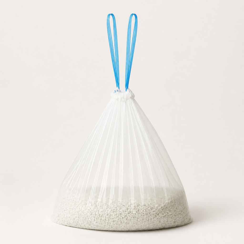 Sac collecteur fermé par ses deux liens bleus
