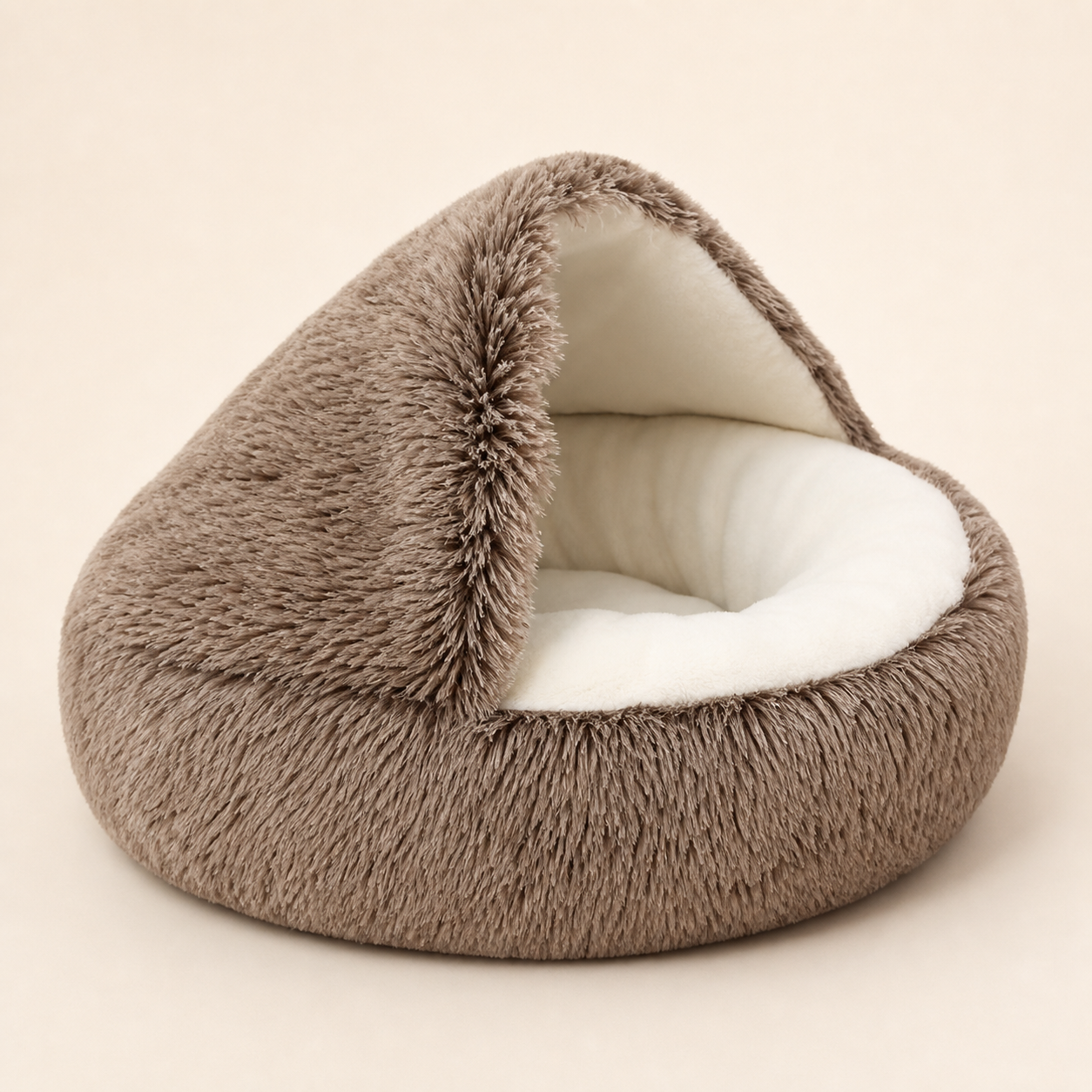 Couchage rond brun pour chat