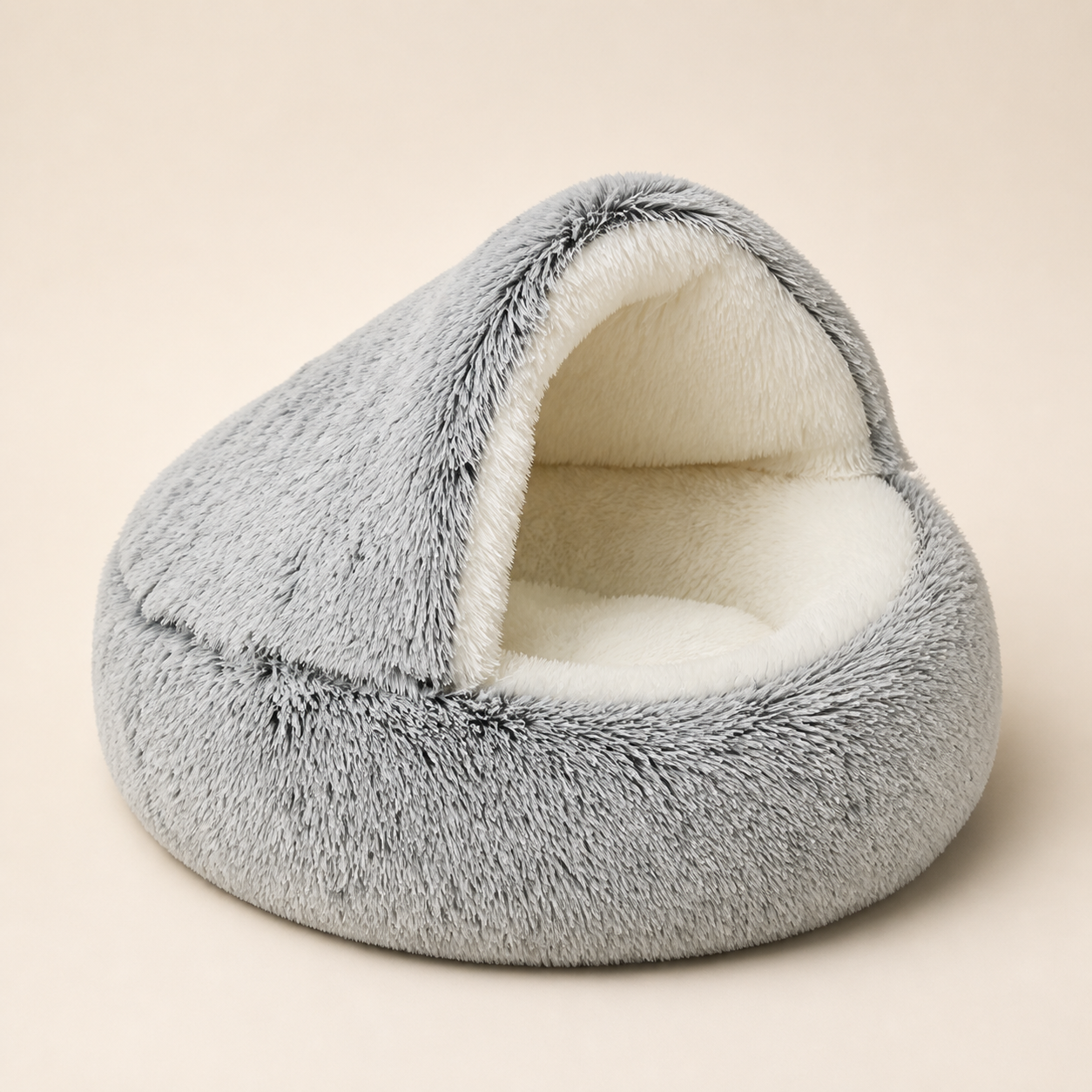 Couchage rond gris avec intérieur peluche