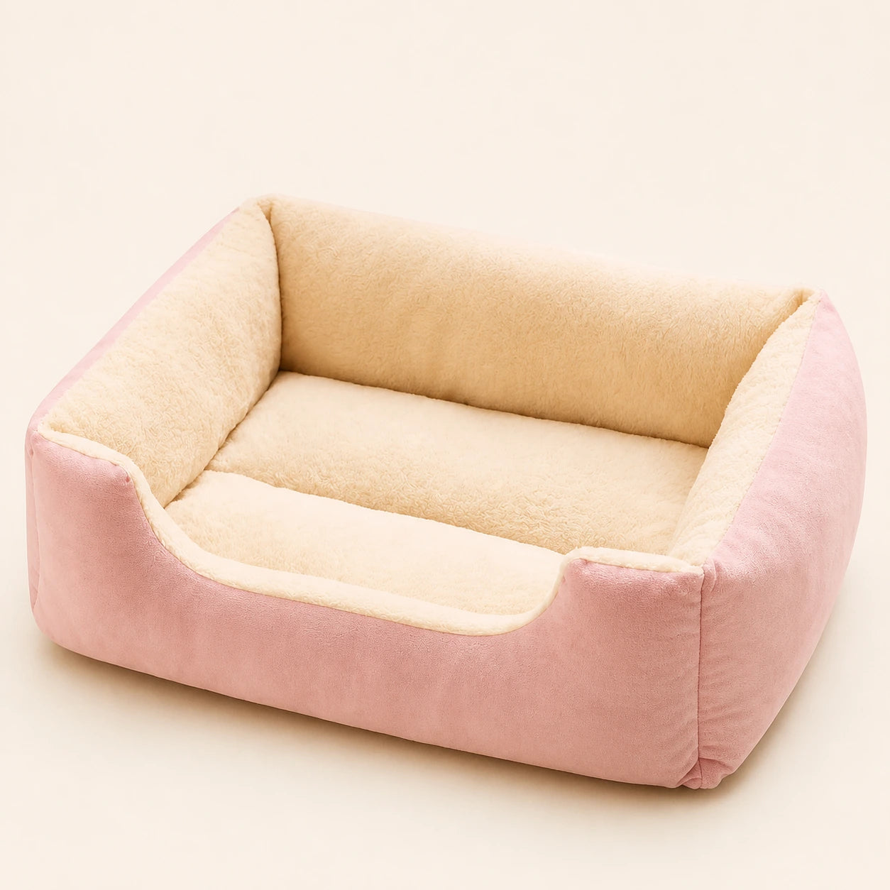 Panier rectangulaire rose et crème pour chat