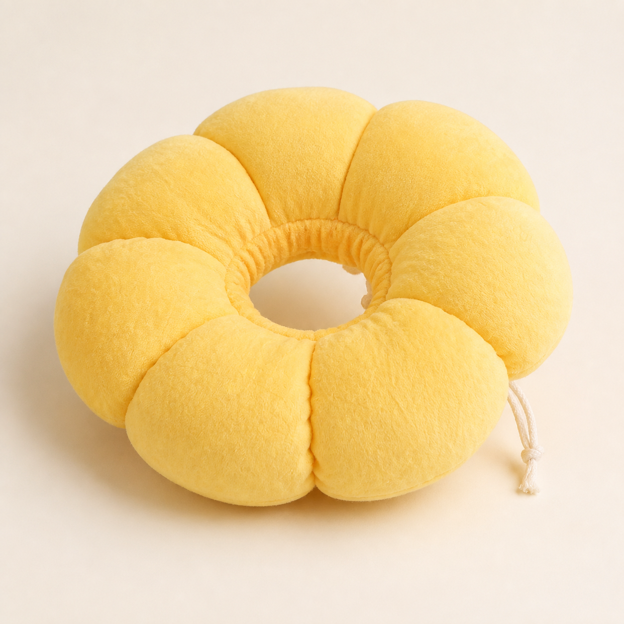 Collerette fleur jaune pour chat