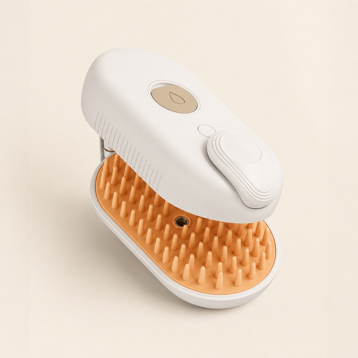 Brosse vaporisante blanche pour chat