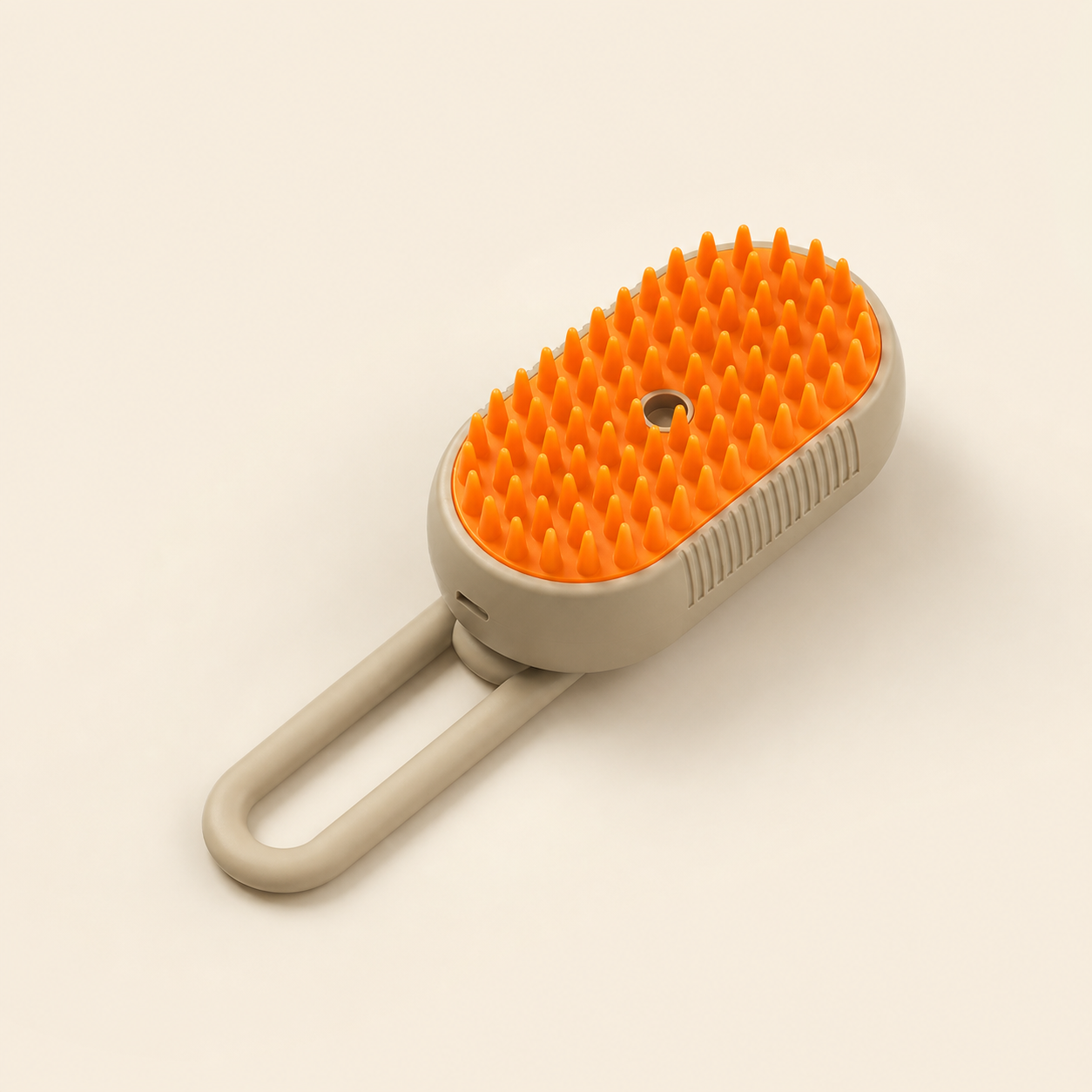 Brosse vaporisante coloris café pour chat